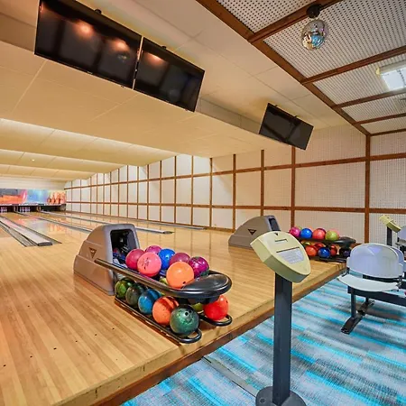 מלון Katarino 5*