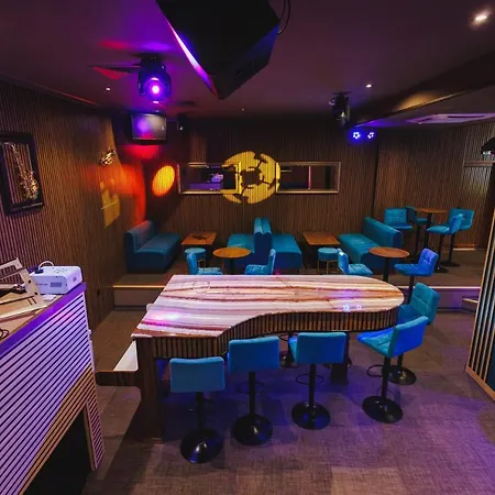 катарино Хотел