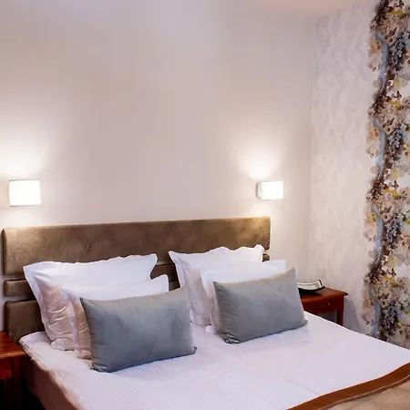 Хотел катарино 5*